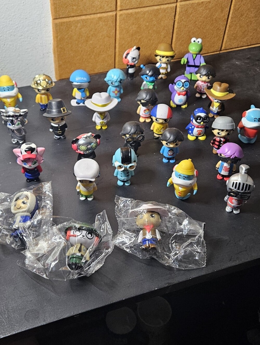 31 Ryan's World Figures